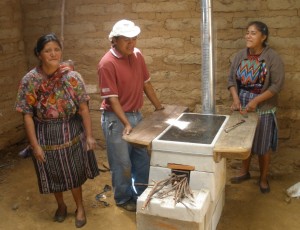 A Guatemalan family celebrates their new stove