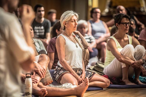 Time for meditation in order to bolster one's energy - Garrison Institute