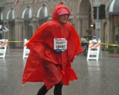 Brenda Avadian running Los Angeles Marathon @ Wilshire Blvd