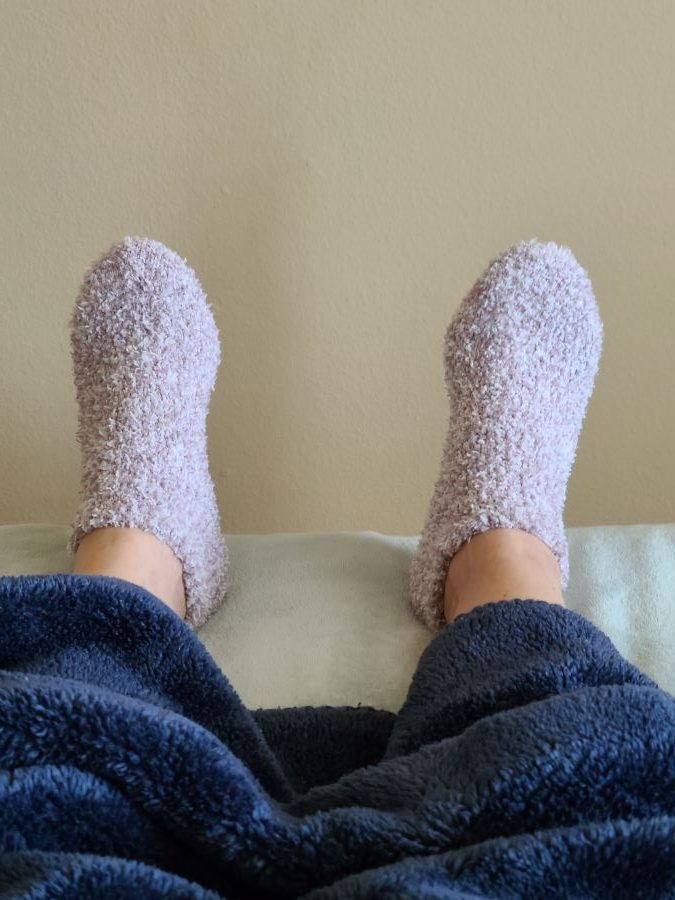 To Wear or Not to Wear Socks to Bed for a Good Night’s Sleep