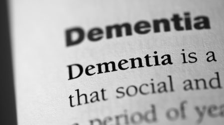 Dementia_Def_GettyImages-1780829242_Thumbnail